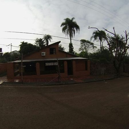 Iguazu Rey Hostel Puerto Iguazú Kültér fotó