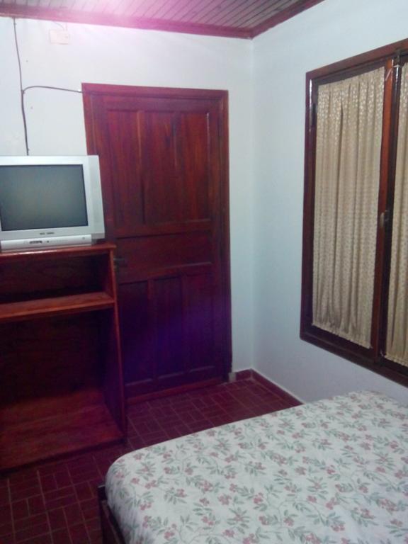 Iguazu Rey Hostel Puerto Iguazú Kültér fotó