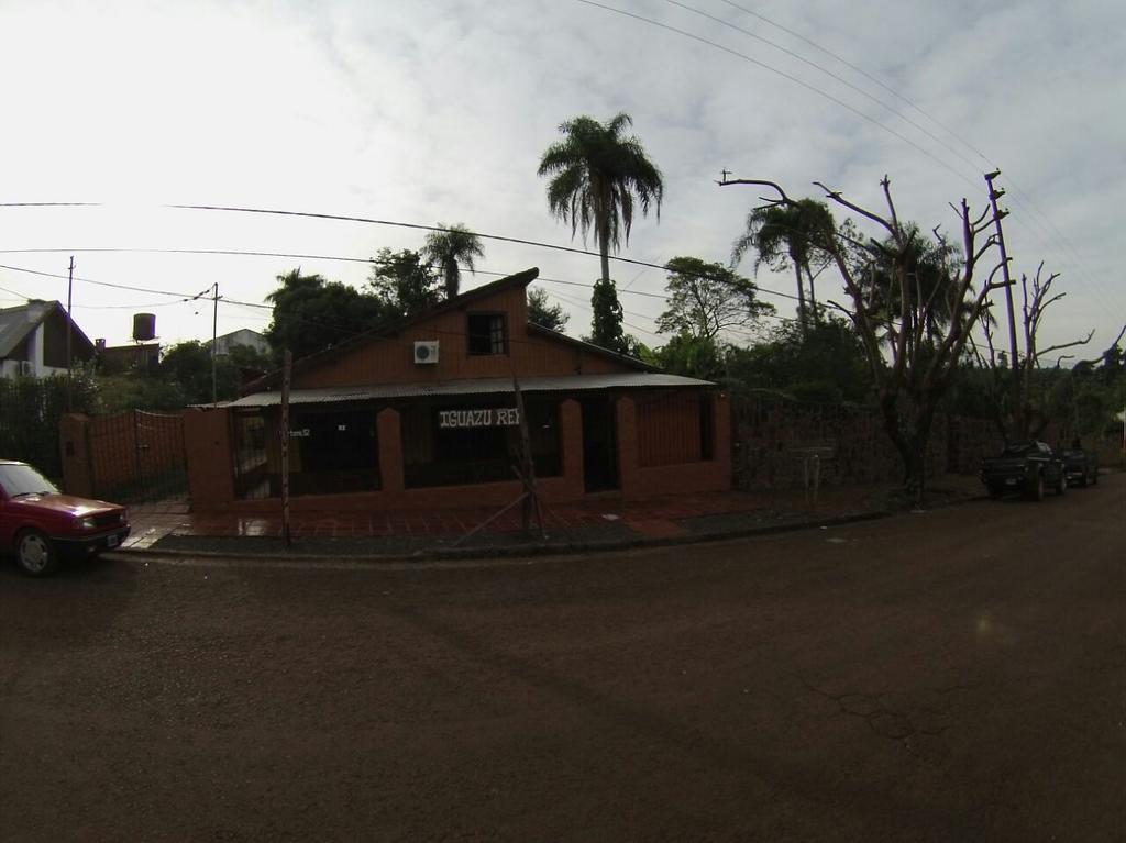 Iguazu Rey Hostel Puerto Iguazú Kültér fotó