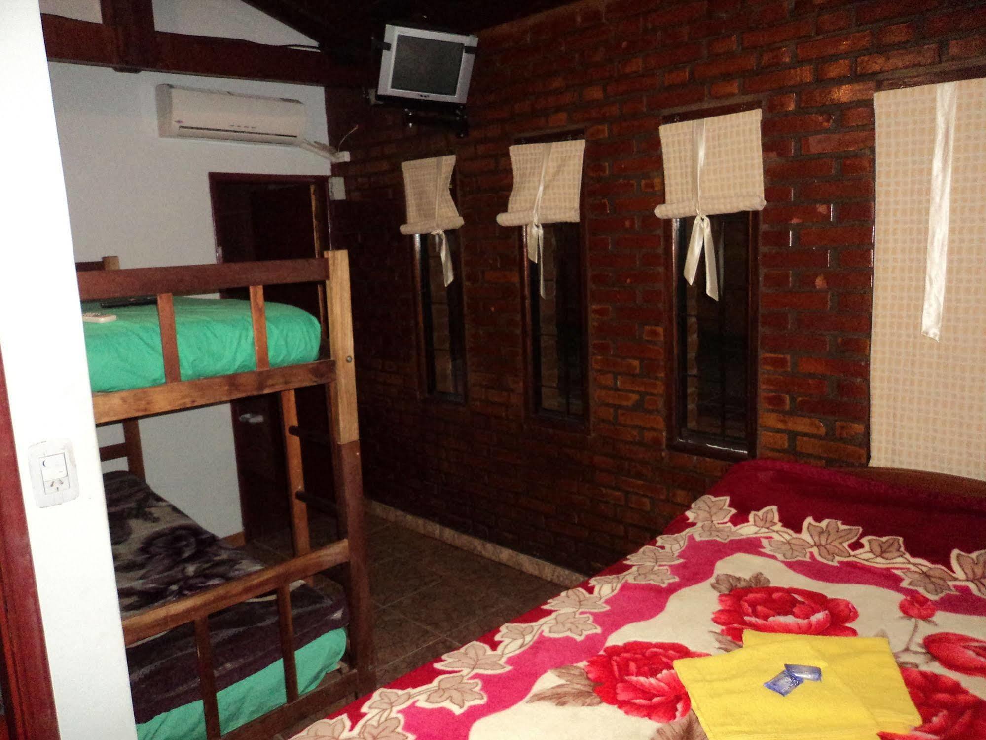 Iguazu Rey Hostel Puerto Iguazú Kültér fotó